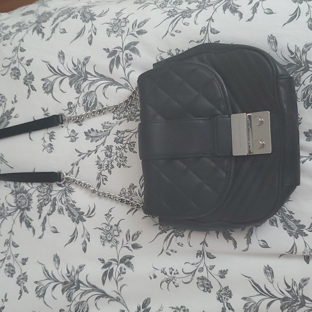 Michael Kors quilted leather cross body purse with chain strap